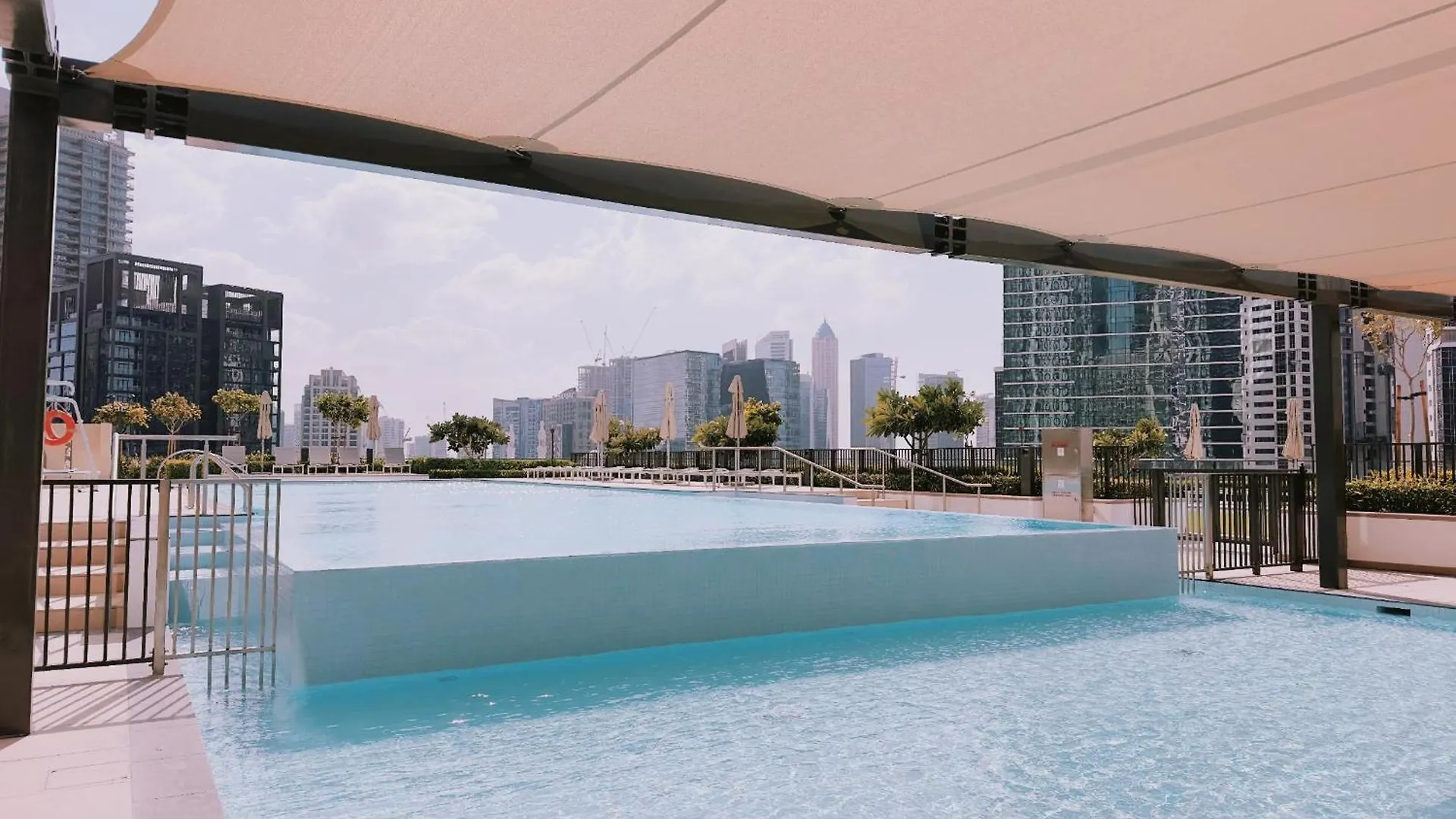 Burj Crown , Downtown Dubai - Mint Stay Apartment