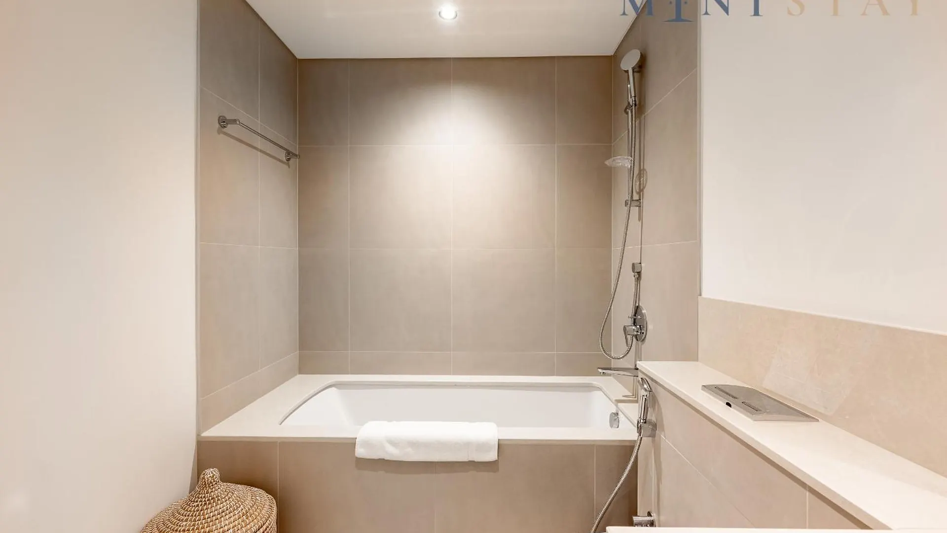Apartment Burj Crown , Downtown Dubai - Mint Stay