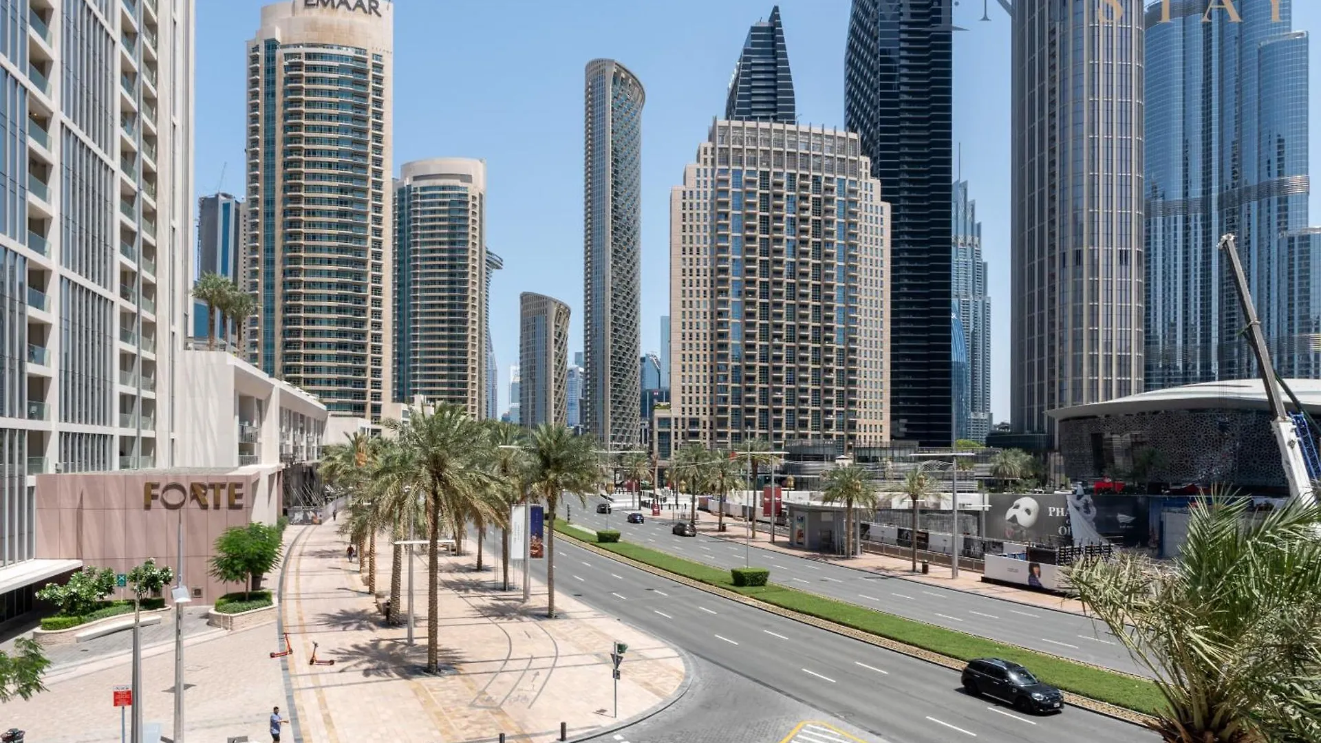 Burj Crown , Downtown Dubai - Mint Stay